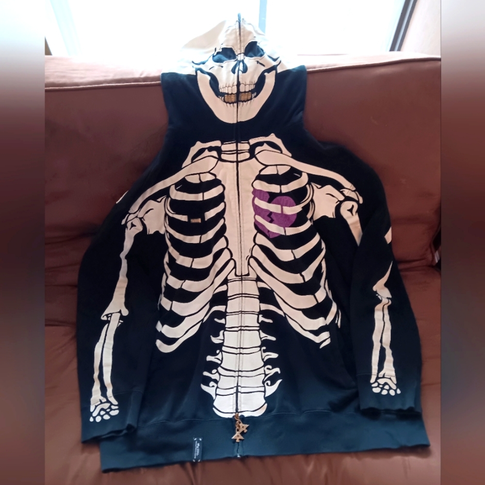 2006 LRG Skull Hoodie: sz. XXXL